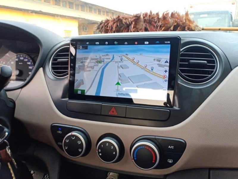 GPS chỉ dẫn đường trên màn hình Android ô tô