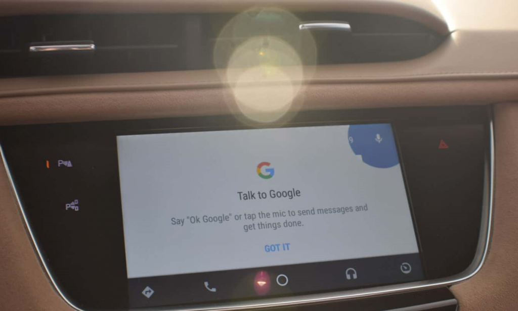 điều khiển giọng nói trên màn hình Android ô tô