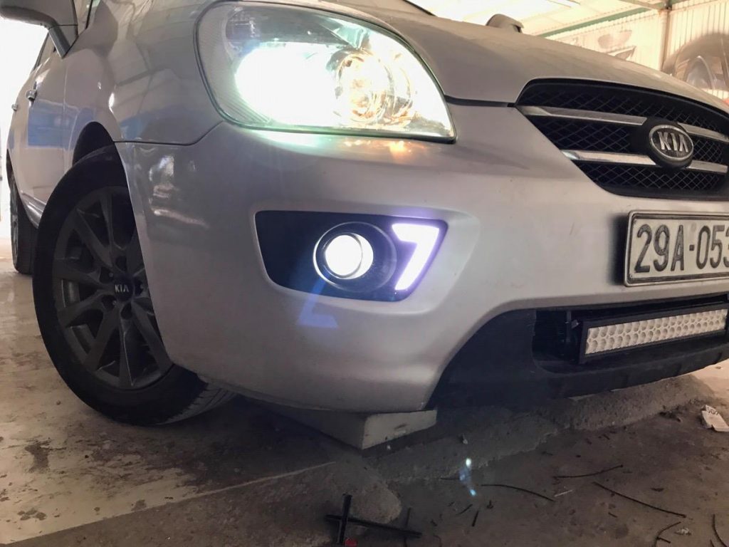 đèn bi gầm ô tô